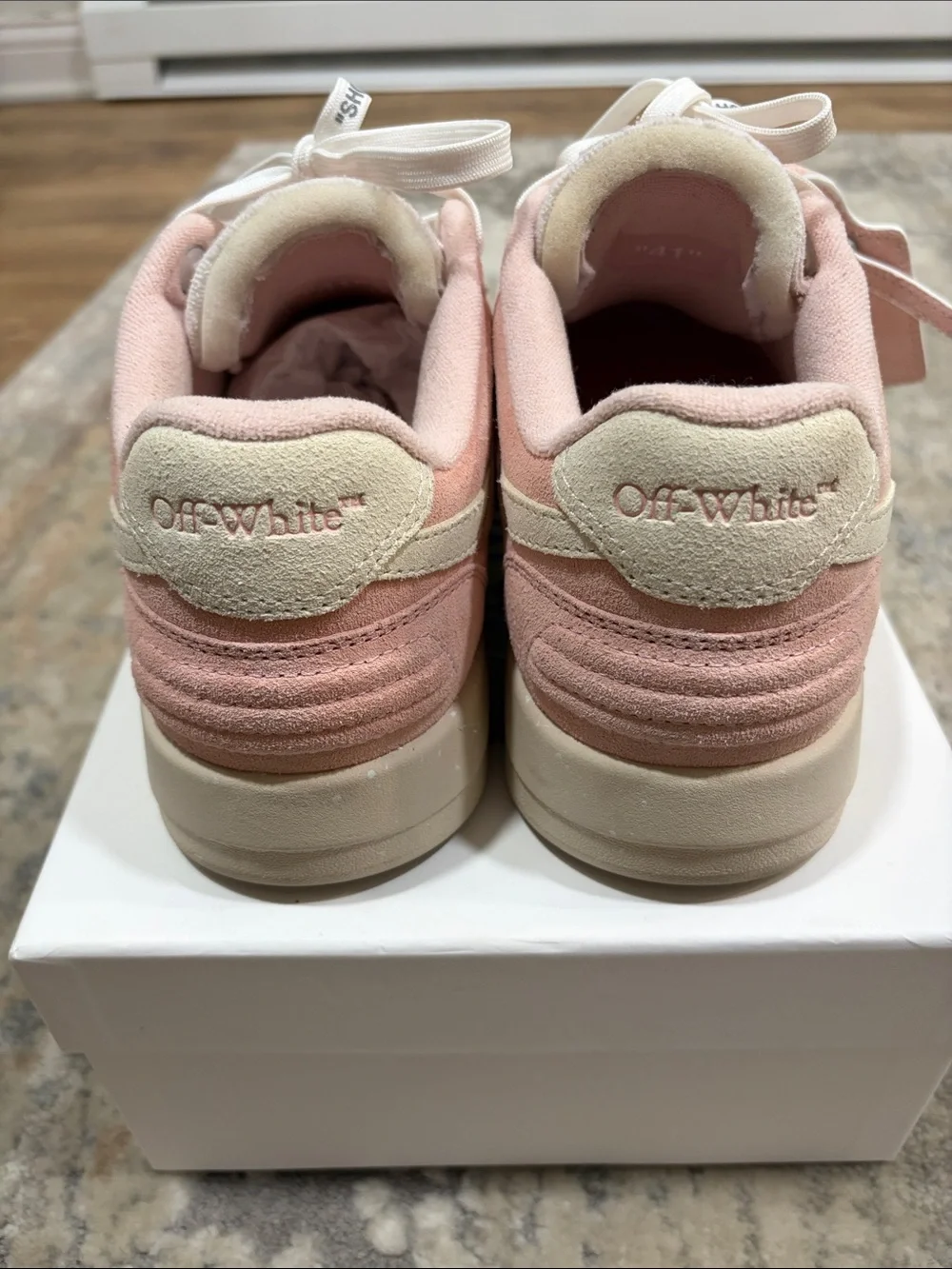 Off-White out of office Pink and Cream Suede sneakers - Picture 2 of 7